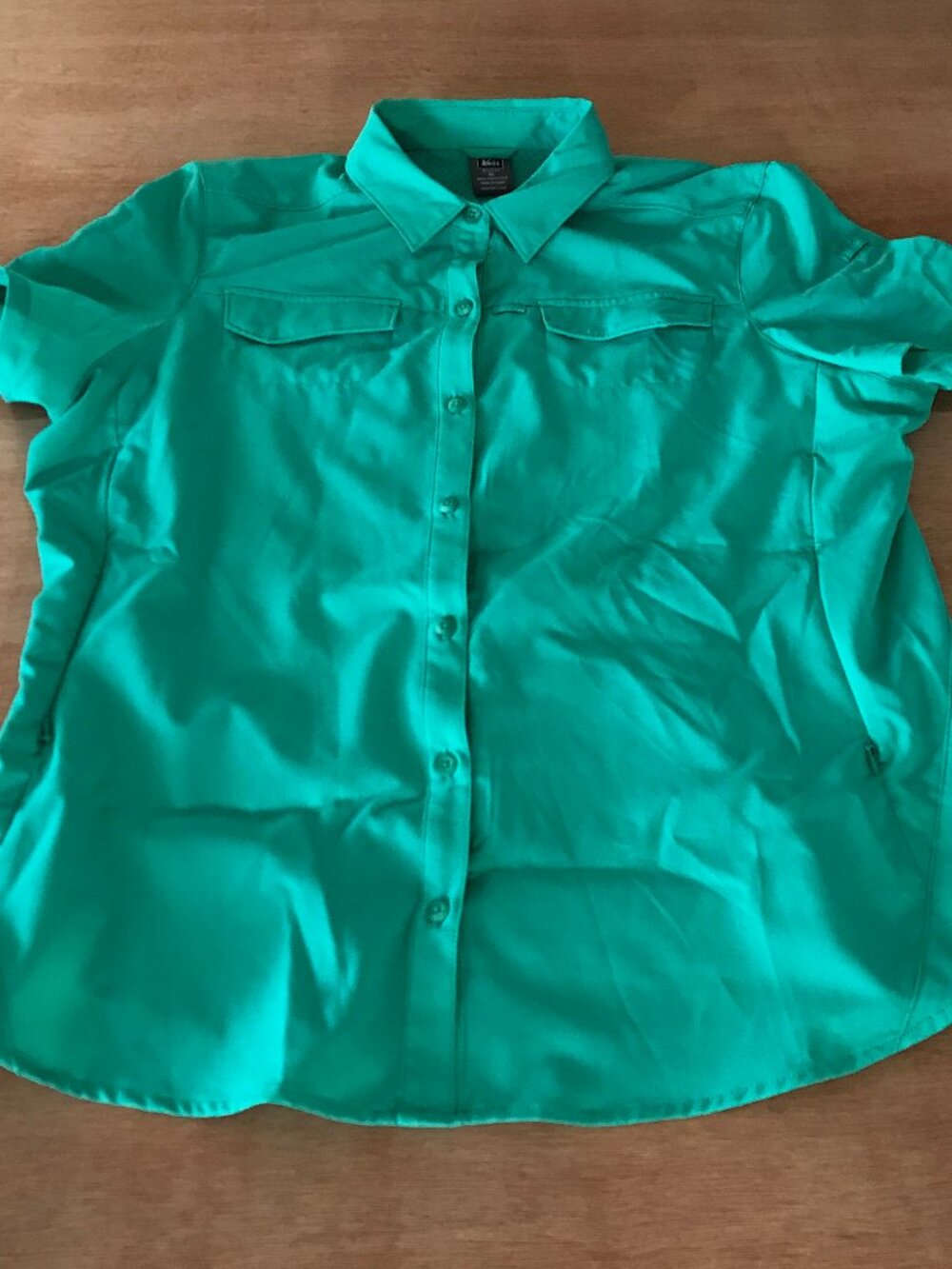 REI Sahara Shirt Women XL Green Button Up Zip Pocket Short Sleeve Athleisure